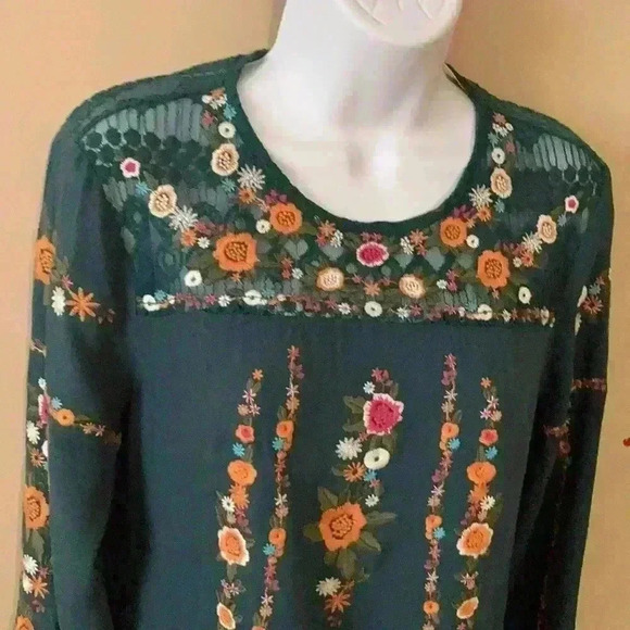 Altard State floral embroidered green top size xsmall - Picture 2 of 7